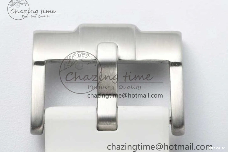 1223 FashionForward Daytona White Ceramic 5GF Best Edition White Black Dial on White Rubber Strap A 2329